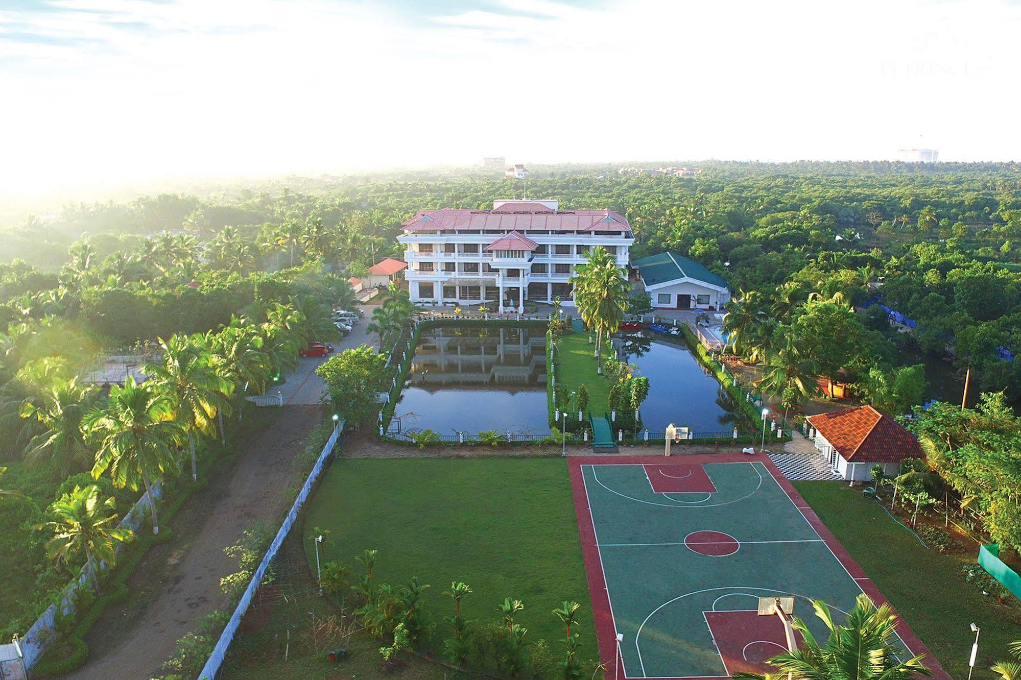 โรงแรมพีเจ ปริ๊นเซส รีเจนซี Kochi ภายนอก รูปภาพ